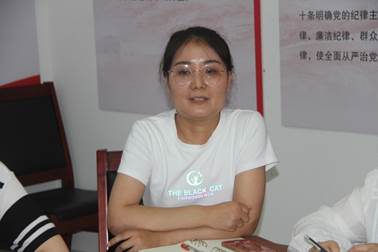 说明: G:\桌面文件\博士座谈会(20230516)\IMG_1118.JPG